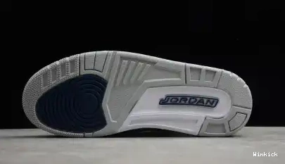 AIR 3 “MIDNIGHT JORDAN CT8532-401 NAVY” 0521